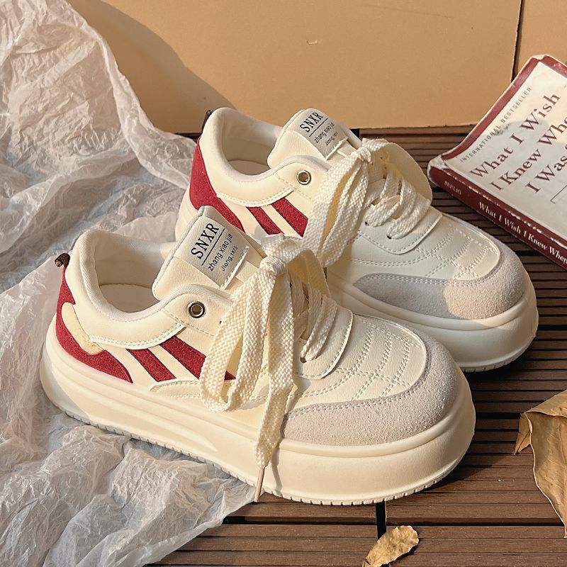 Thick-soled Heightening Women's Niche Bread Shoes Autumn with Wide-leg Pants Versatile Sports and Leisure Board Shoes