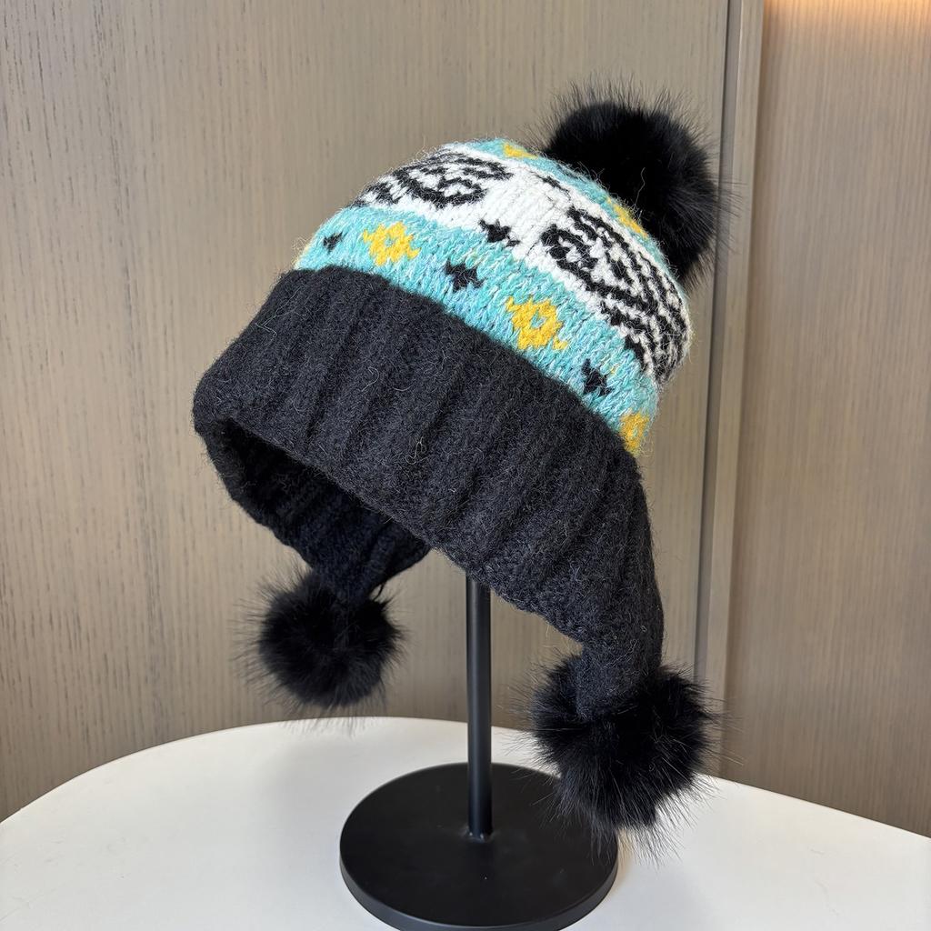 Vintage Fair Island Wind Hairball Knitted Wool Hat Women'S Winter Big Head Circumference Warm And Cold Ear Protection Hat