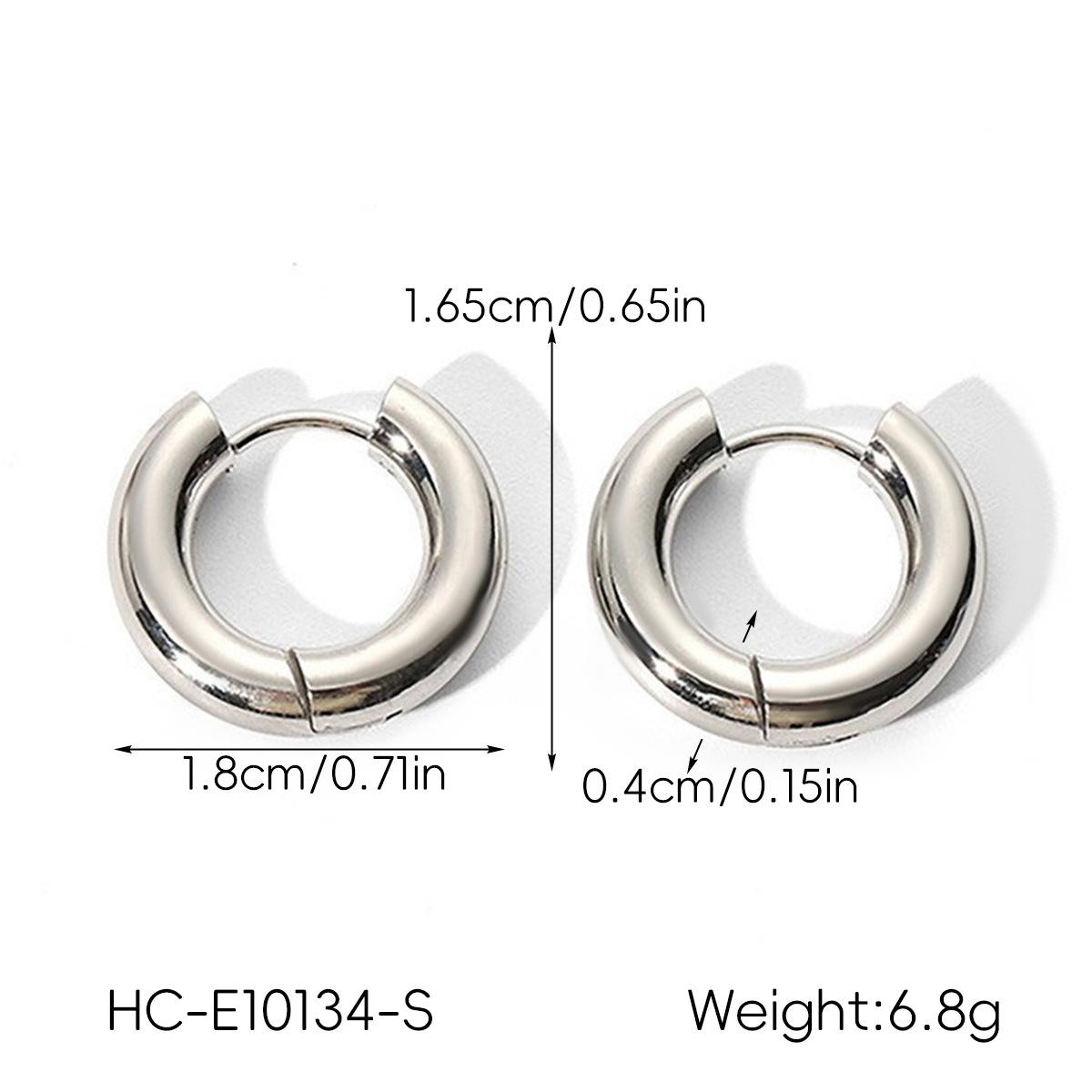

Trendy minimalist polished stainless steel heart-shaped geometric stud earrings for women, fashionable and high-end