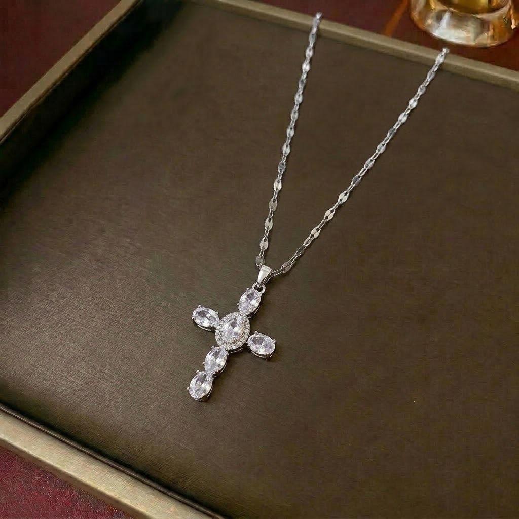 Women's Retro Zircon Cross Necklace - Colorful, Personalized Hip Hop Clavicle Chain