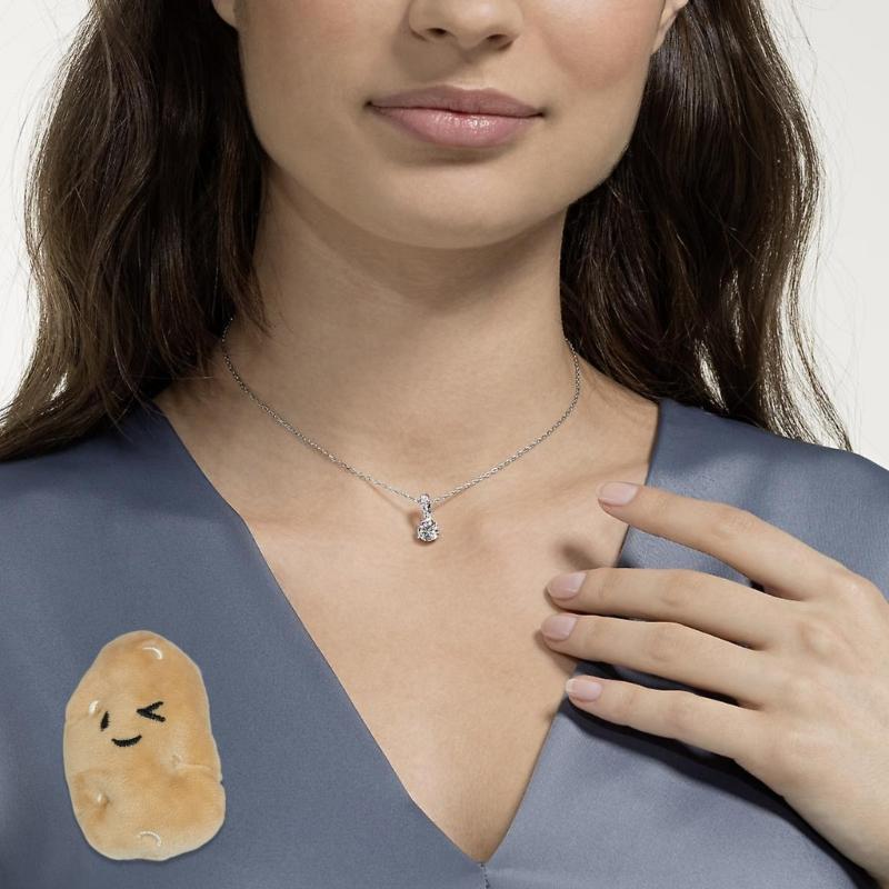 Cute Stuffed Potato Badge Pin Cartoon Potatoes Brooch Pendant Bag Charm Plush Key Chain Decorations Badge Accessory