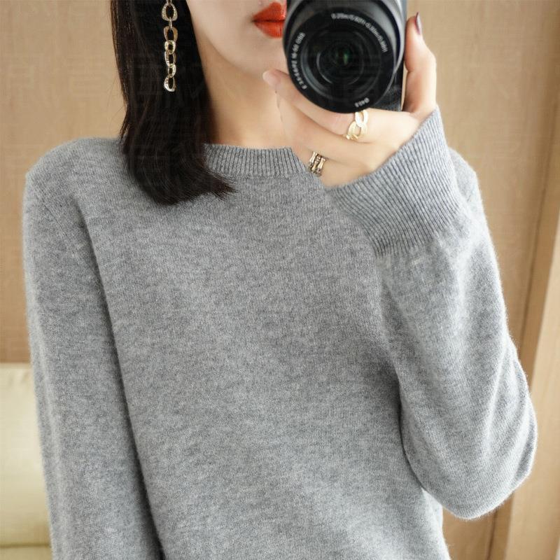 Women's Long Sleeve Round Neck Knit Sweater - Autumn/Winter Pullover Base Layer