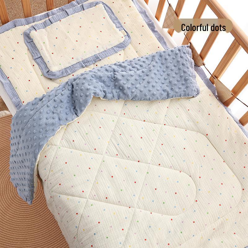 Three-Piece Pure Cotton Baby Bedding Set - Bean Cover Blanket, Cloud Pillow, Ruffled Quilt for Spring/Autumn