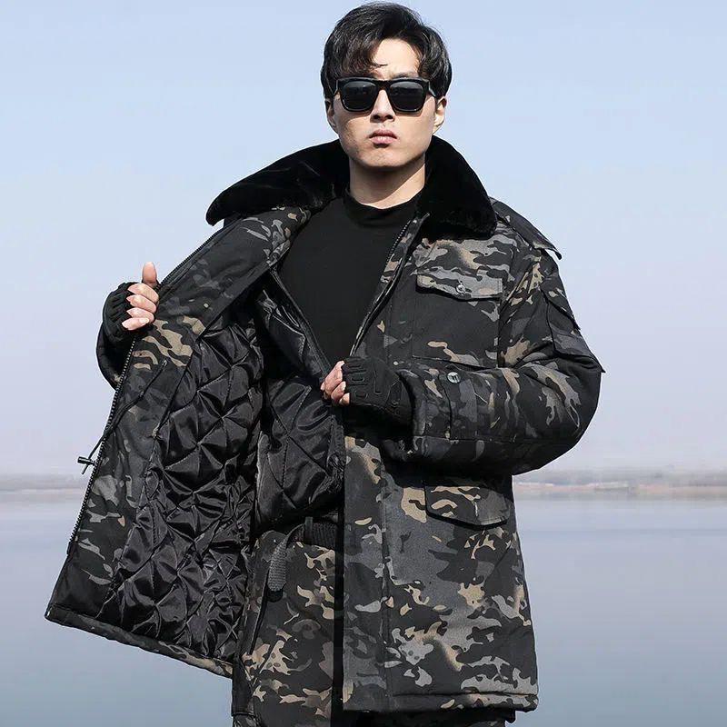 Men's and Women's Army Green Camouflage Winter Coat, Cotton-Padded, Mid-Length, Plus Velvet, Thickened for Cold Protection.