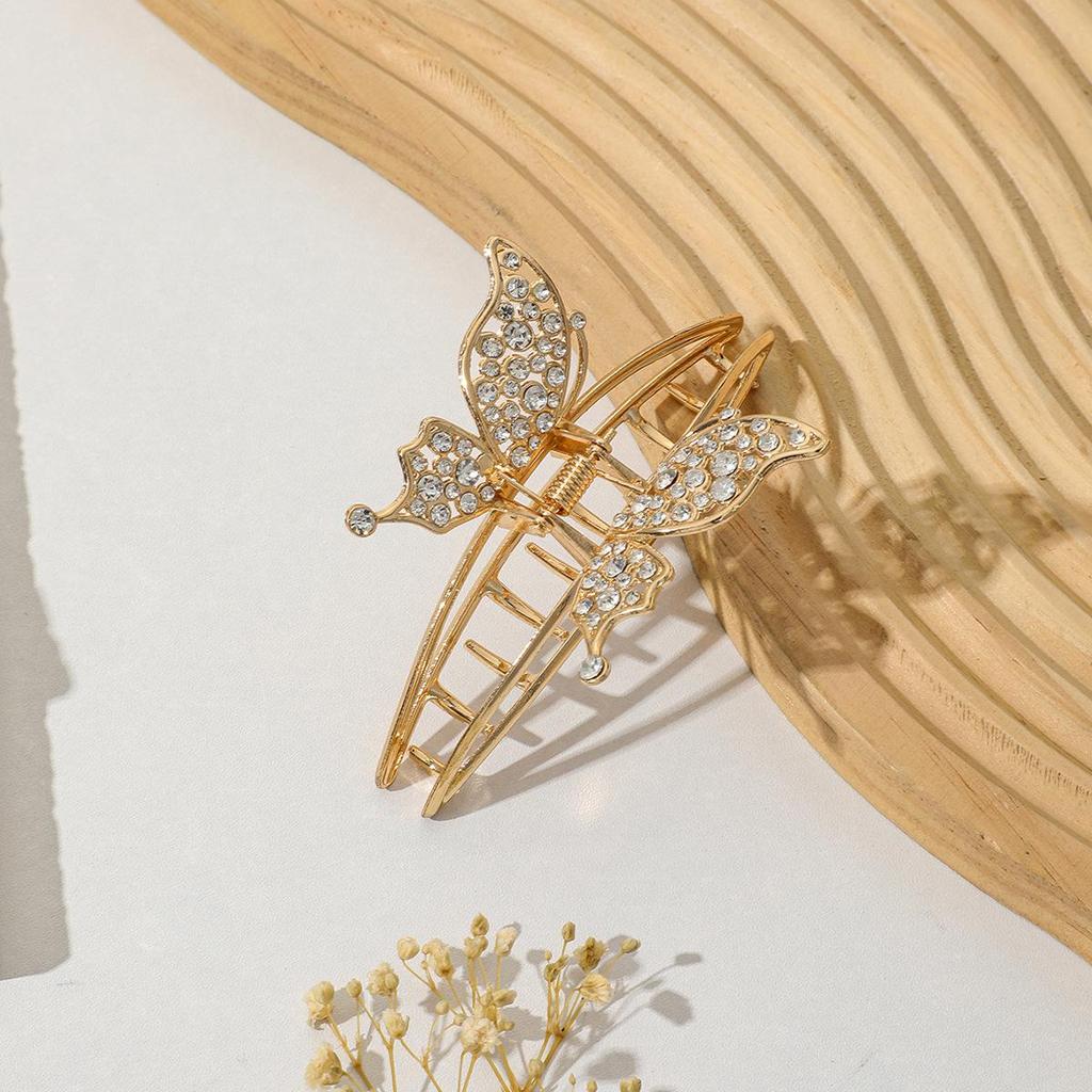 Luxurious Sparkling Diamond Butterfly Hair Clip – Stylish Alloy Claw for Hair Bun