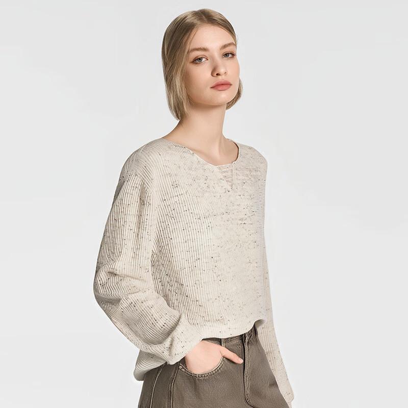 Tatou Women's Hollow V-Neck Pullover Knit Sweater