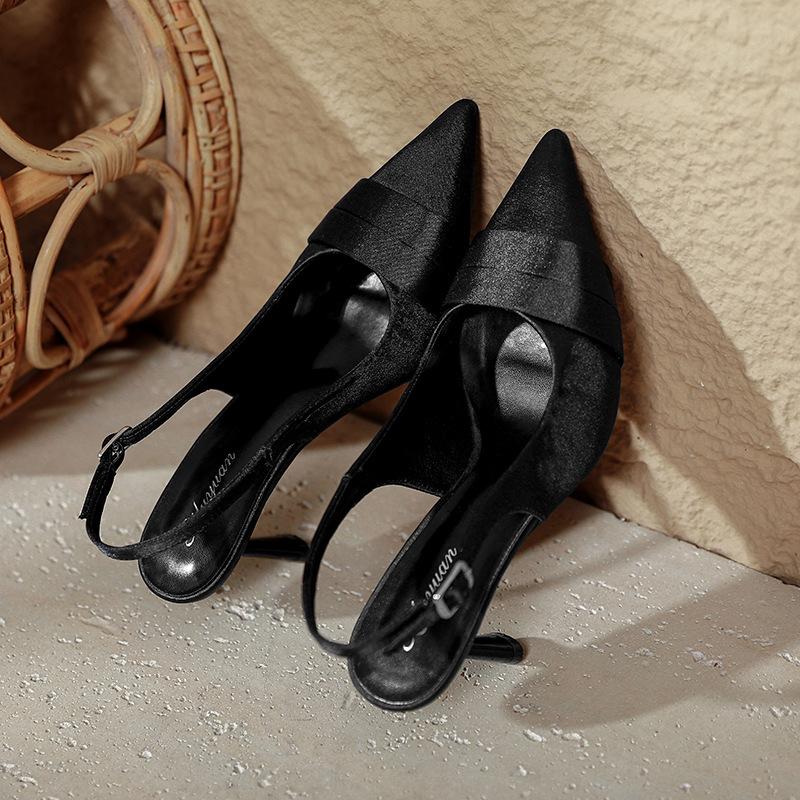 Pointed silver high heels women's stiletto 2025 new large size temperament empty strap single shoes French bag head sandals