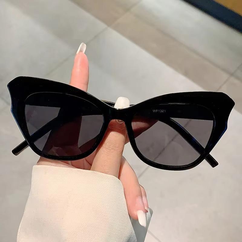 Cat Eye Vintage Sunglasses Women Brand Designer Fashion Gradient Sun Glasses Female Retro Mirror Outdoors Shades UV400 Eyeglasses