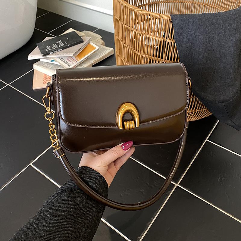 Fashionable and Simple Small Square Bag, Trendy and Stylish, Single-shoulder Crossbody Small Bag