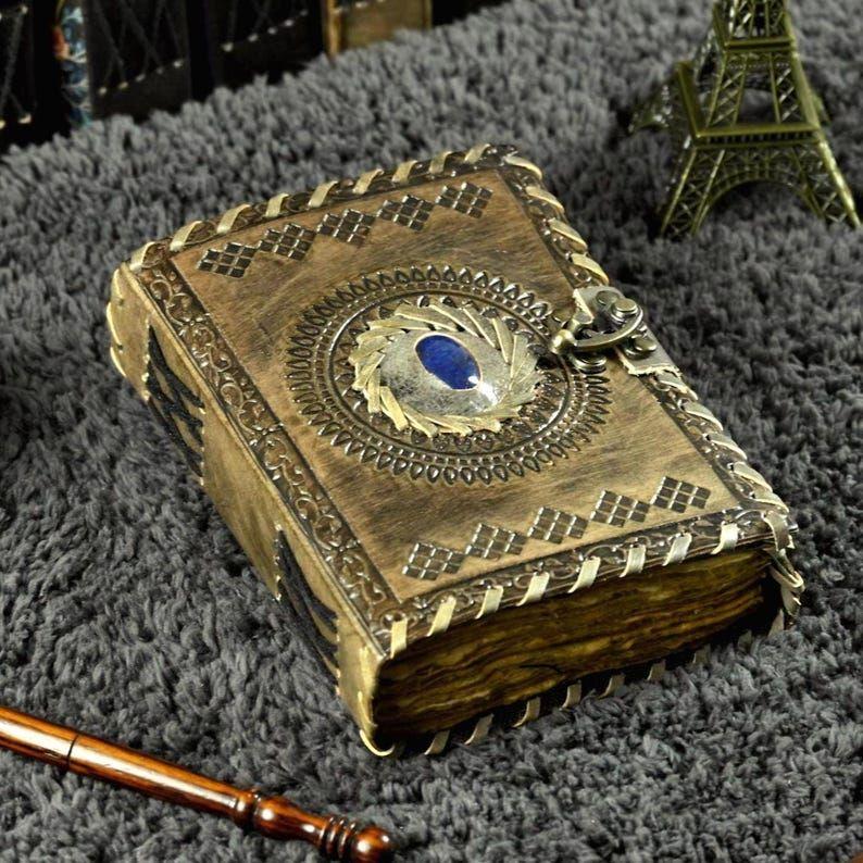 Book of Shadows, Vintage Leather Journal, Grimoire Journal, Witch Spell Book Witchcraft Supplies, Wiccan Decor Leather Book Travel Notebook