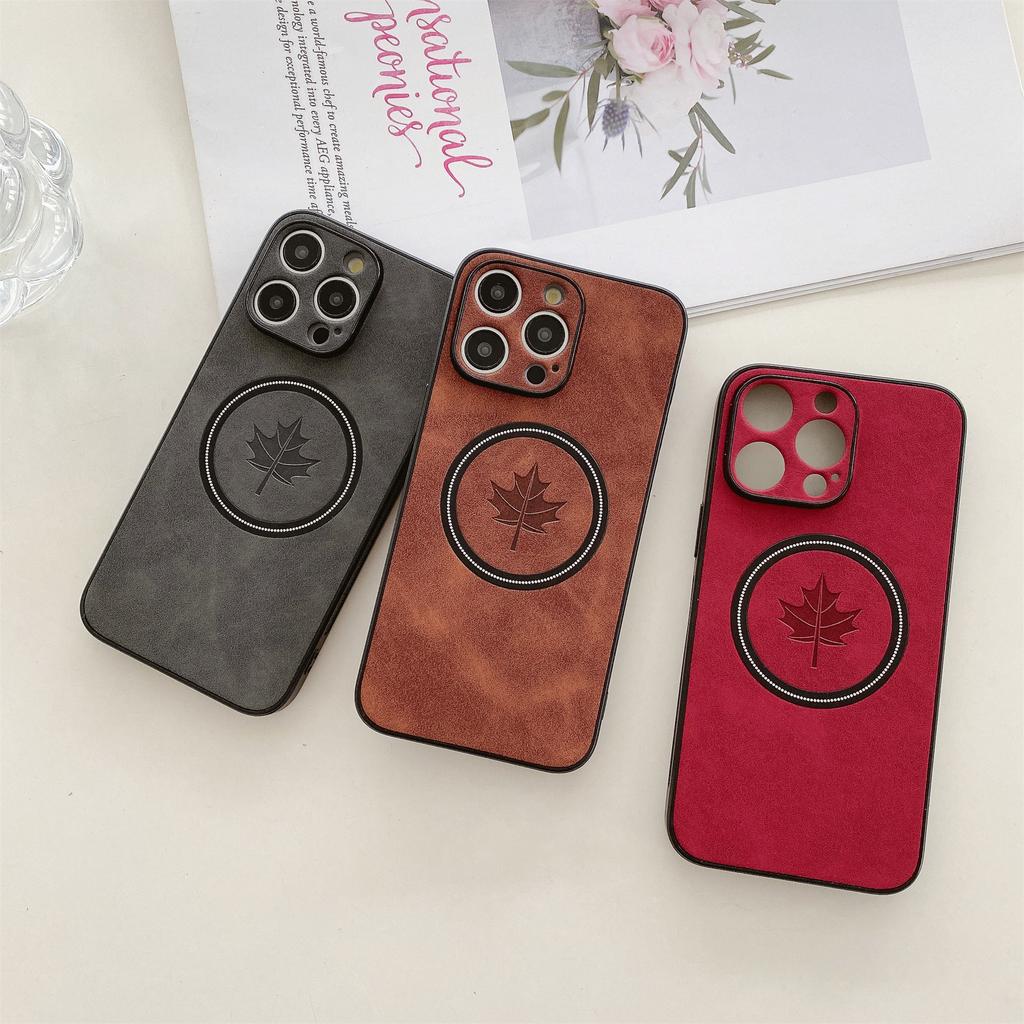 Applicable iPhone 17Promax mobile phone case Apple 16 matte sheepskin pattern maple leaf 15PRO protective case