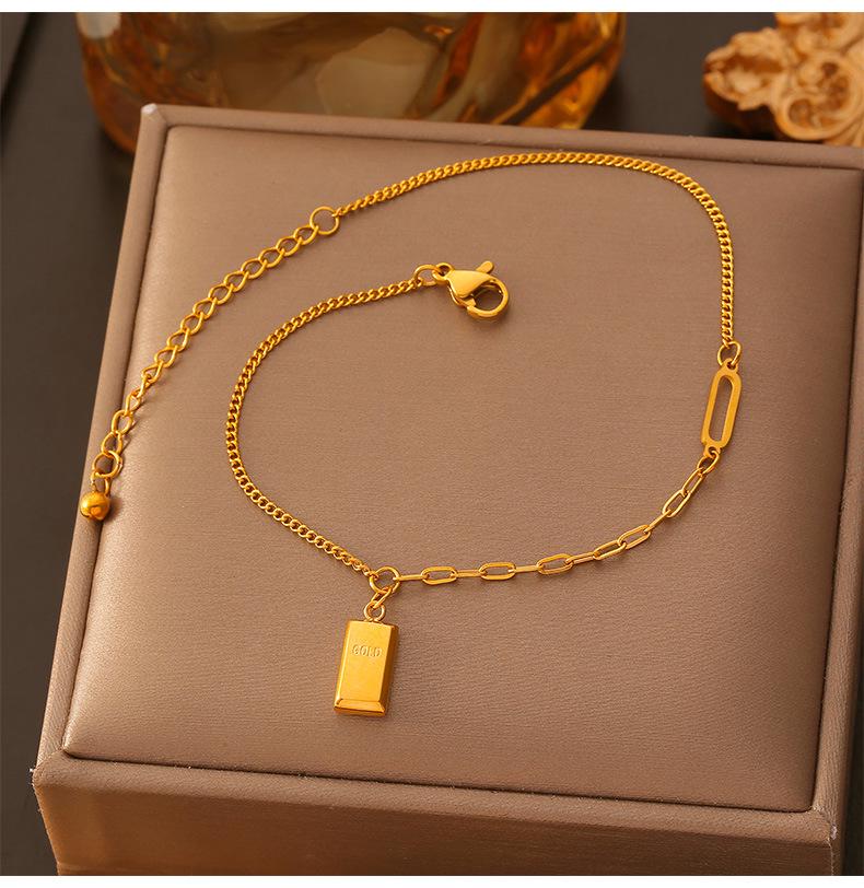 Retro French Green Beaded Gold-Plated Titanium Anklet with Shell Pendant