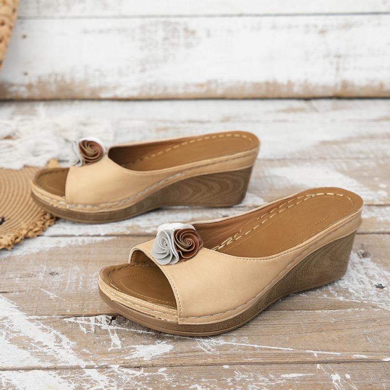 Fashionable Slippers Thick-soled Wedge Heels Women's Shoes Sandals
