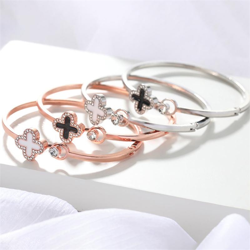 Браслет с бриллиантами в виде четырехлистного клевера — фото 3