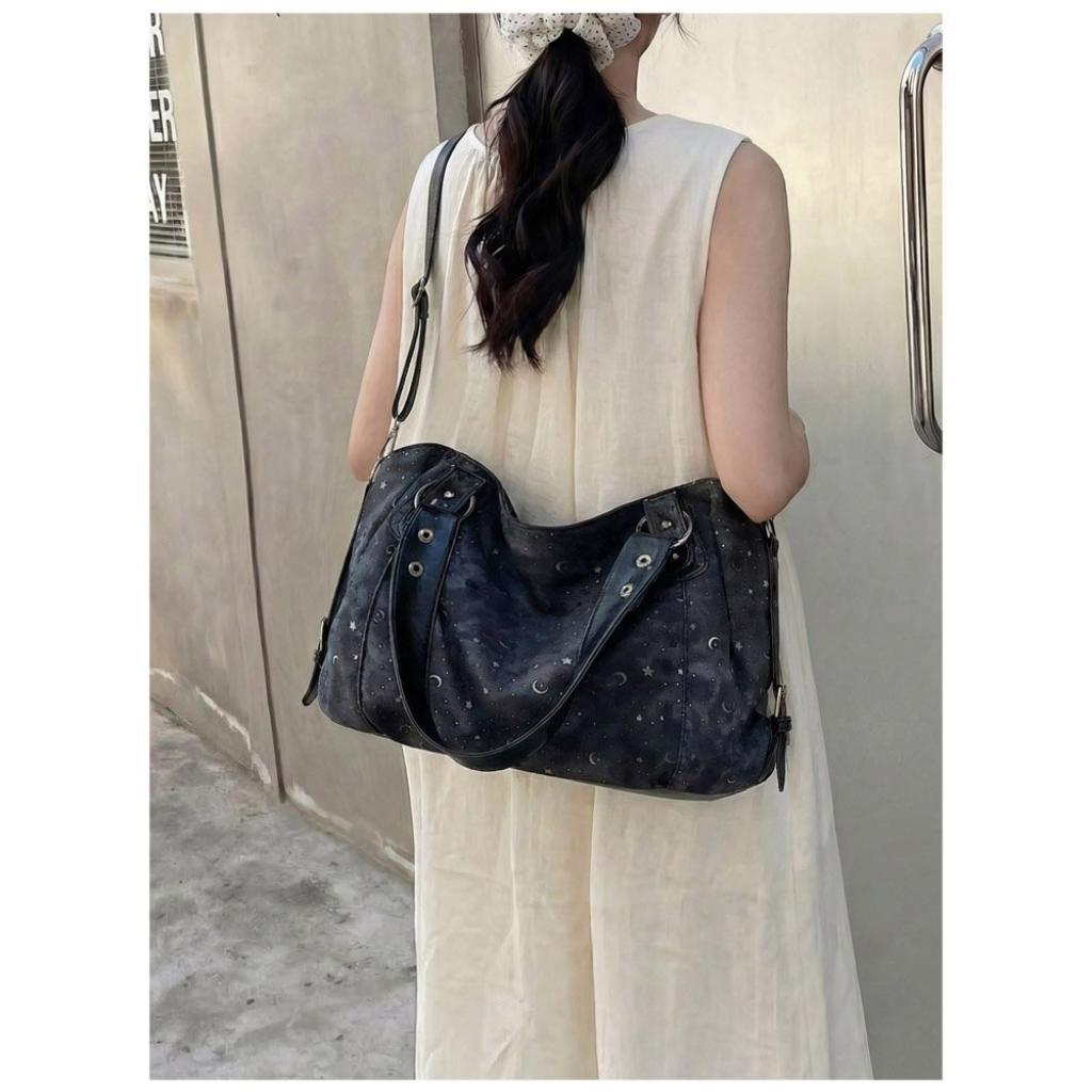 Xeie Thuk Shoulder Bag Women Large Capacity Adjustable Strap Daily Commute