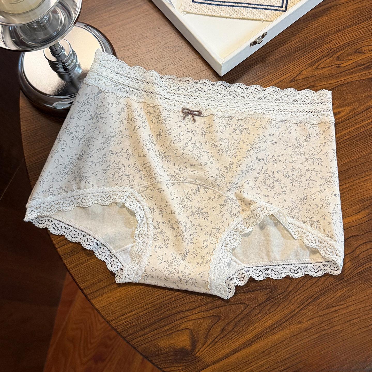 

Ladies Summer Sweet Lace Edge 10A Antibacterial Cotton Extended Crotch Mid Waist Triangle Briefs XXL