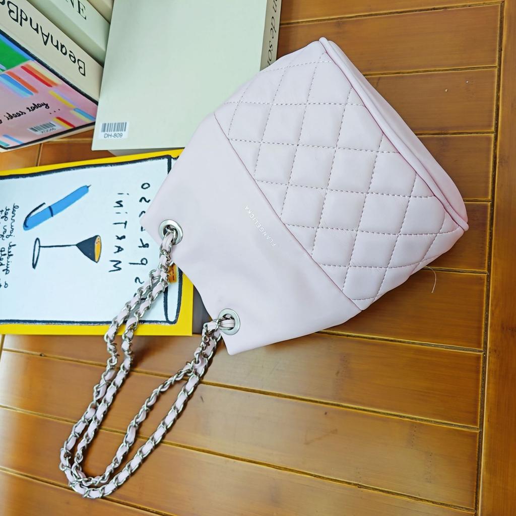 French Niche Design Shoulder Bag Fashionable Small Fragrant Wind Bucket Bag High-End Diamond Chain Commuter Messenger Bag Bag