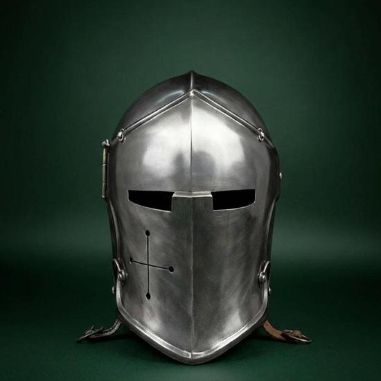 Handcrafted Steel Knight Helmet Gothic Crusader Armor Replica for Cosplay, LARP