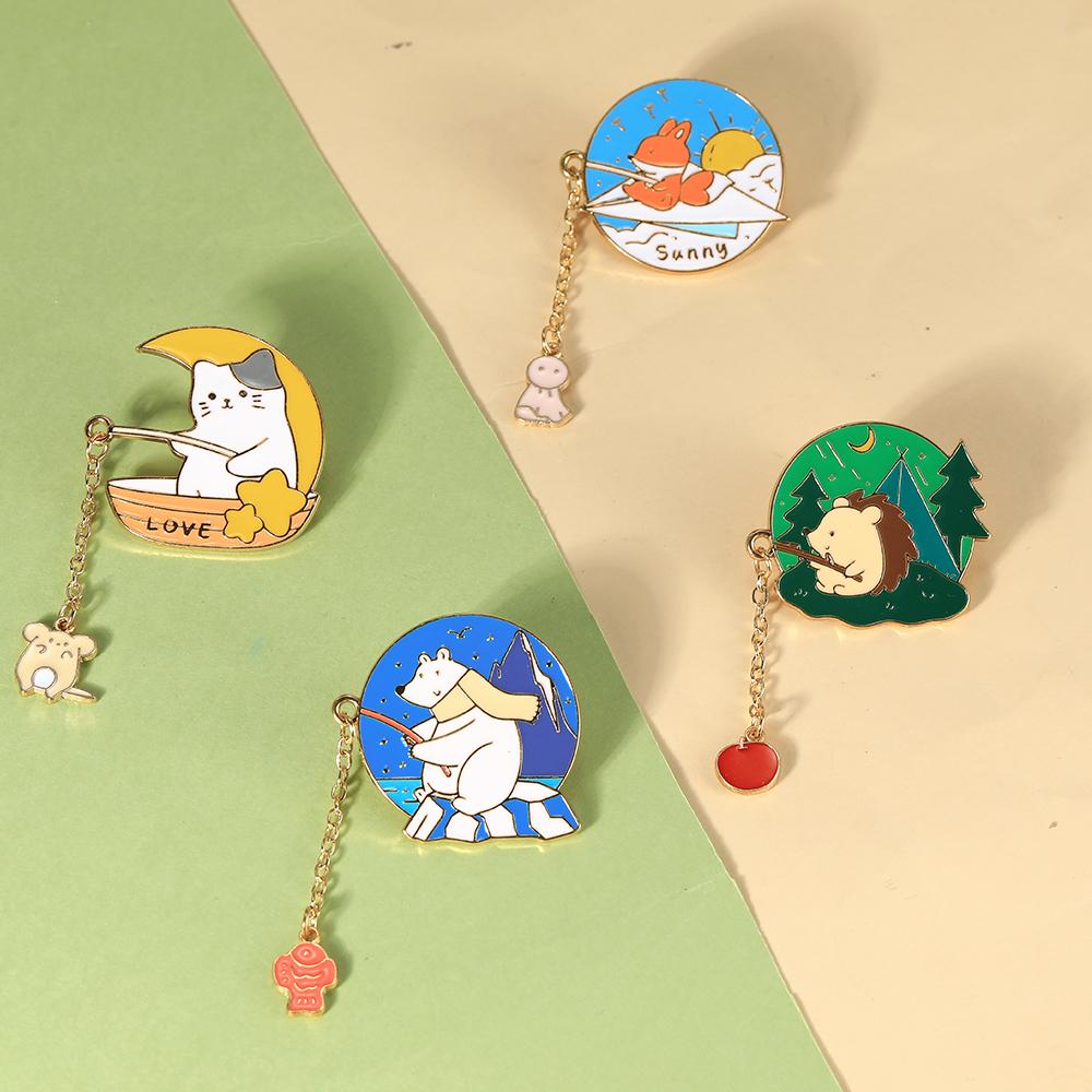Creative Animal Fishing Food Chain Pins Cute Pretty Cat Rabbit Fox Polar Bear Hedgehog Enamel Brooches For Women Jewelry