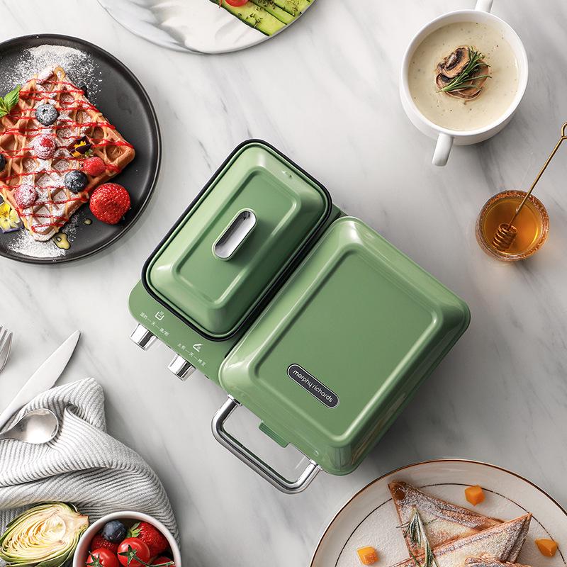 Morphy Richards MR9086 Multifunctional Breakfast & Sandwich Maker with Waffle Feature.