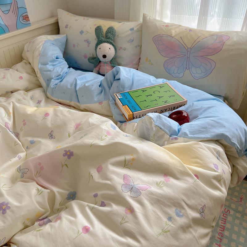 Cztero-częściowy Słodki Mały Świeży Bawełniany Trzy-częściowy Poszwa na Kołdrę Arkusz Łóżkowy Zestaw Dormitory