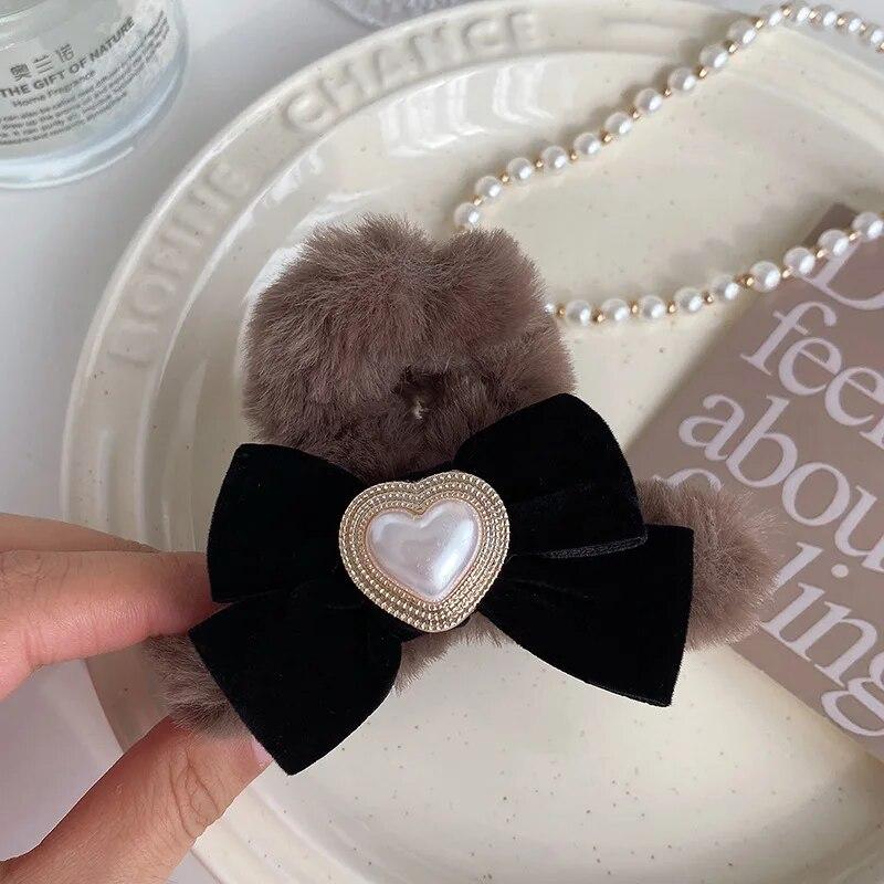 Sweet Bowknot Plush Hair Claw Clip New Classic Small Hair Clips Barrettes Hairgrips Headdress For Female Winter Hair Accessories