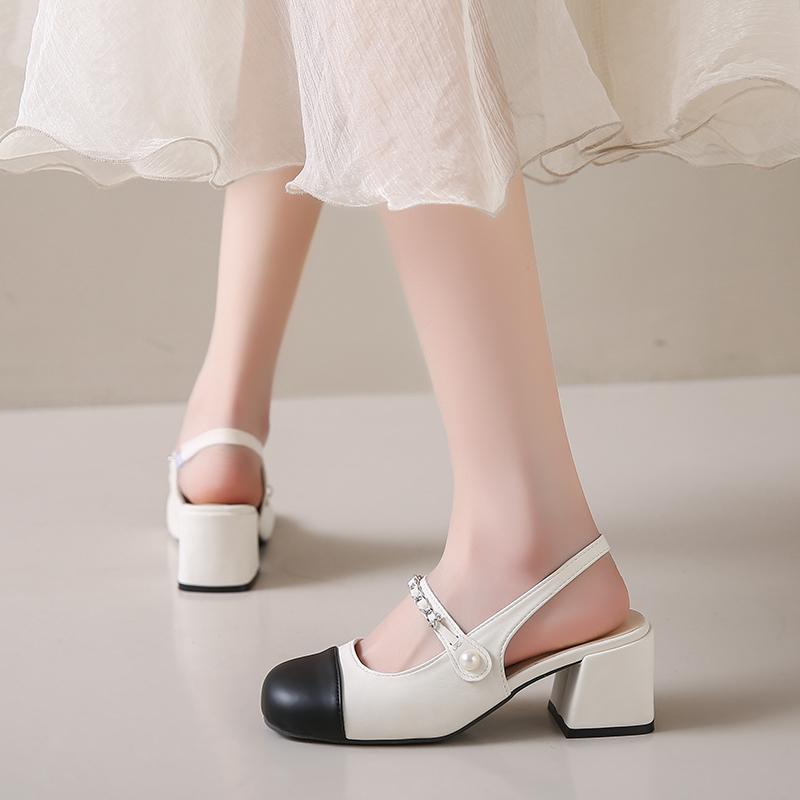 

Лето 2024 года, новая корейская версия, туфли на высоком каблуке с одной пуговицей и жемчужной цепочкой, туфли Мэри Джейн в стиле ретро, босоножки на толстом каблуке для женщин 35 бежевый