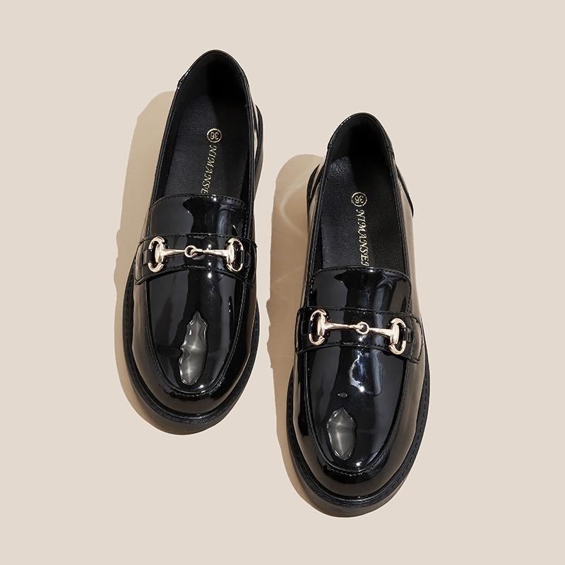 Genuine Leather SpringSeason and FallSeason Four Seasons Silent Work Gold Buckle Paint Glossy Round Head British Small Leather FootPairs Lady