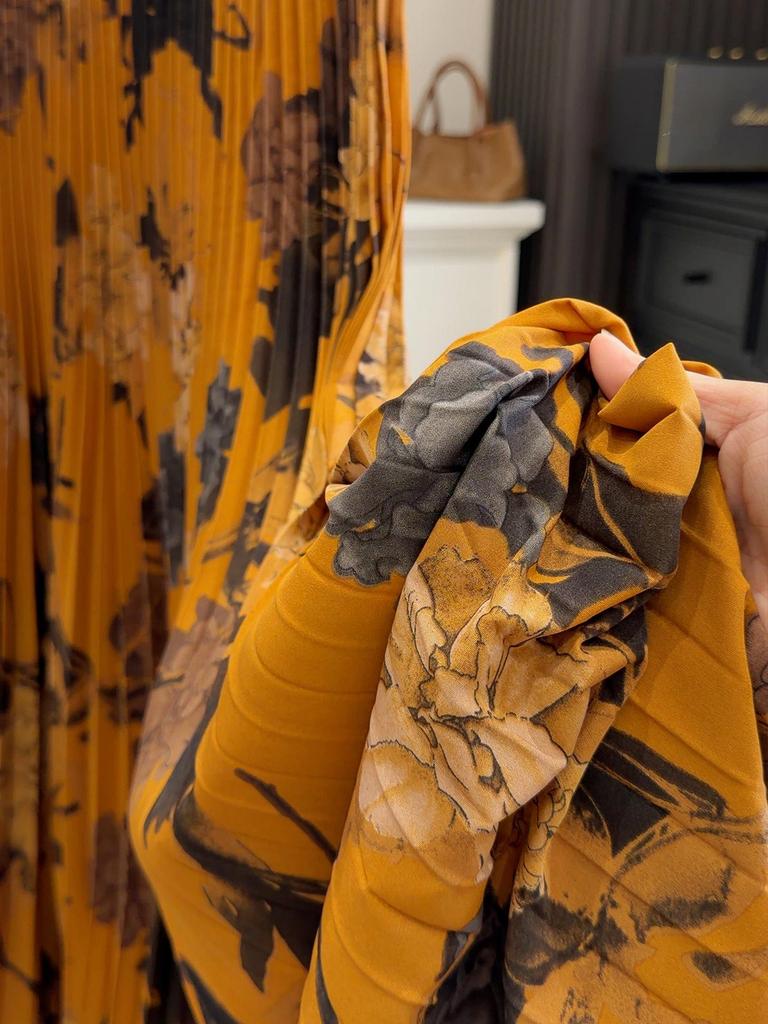 Women's High-End Retro Print Pleated A-Line Skirt for Spring and Summer