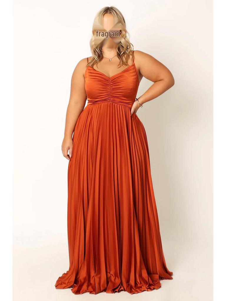 European Style Pleated Spaghetti Strap Dress - Women's Pine Smoke Ink Drop-Waist Long Dress