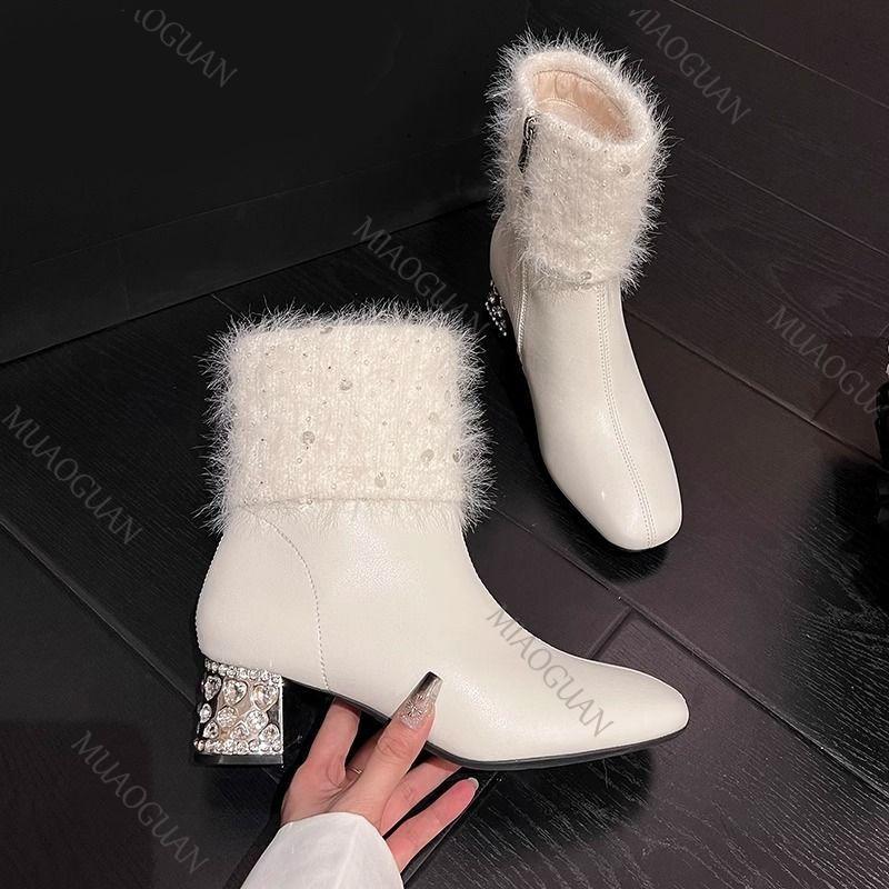Herfst en Winter Nieuwe Laarzen voor Dames Strass Dikke Hak Veelzijdig Wit Bontachtig Enkellaarsjes Mode Leer Korte Botines