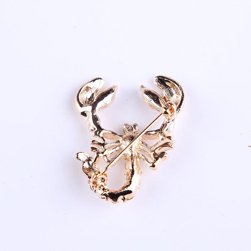 Brooch Shining Crystal Scarf Brooch Rhinestone Brooch Animal Scorpion Brooch Pin