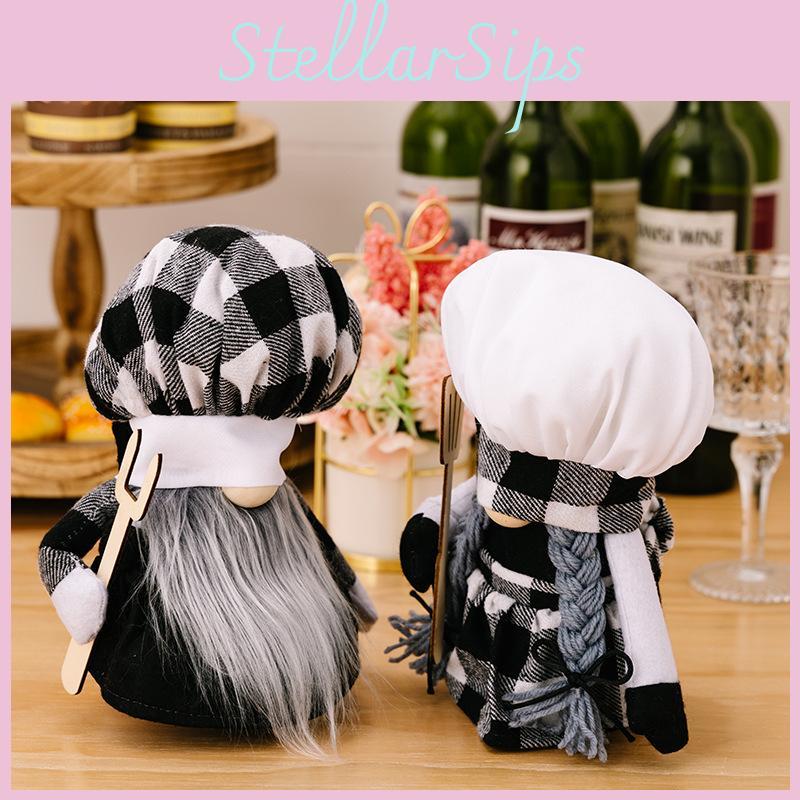 Bedårande Kockens Dag Svartvitrutig Rudolph-docka Gosedjur Tomte Gnom Dekor