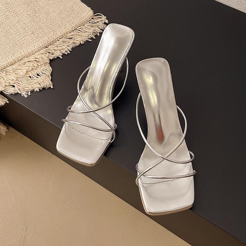 

Thin strap square head one-word sandals female niche temperament versatile sandals silver thin heel high heel sandals female 40 серебряный