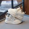 Frühling und Herbst Neue Kinderschuhe Jungen Rutschfeste Weiche Sohle Babyschuhe Atmungsaktiv und Leicht Mädchen Studenten Kleine Weiße Sneaker
