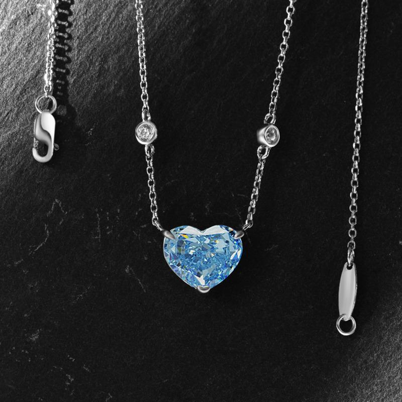 Gica Gema Blue High Carbon Diamond Necklaces 925 Sterling Silver 10*12mm Heart Pendant Unique Design Romantic Fine Jewelry Wedding Party Gifts
