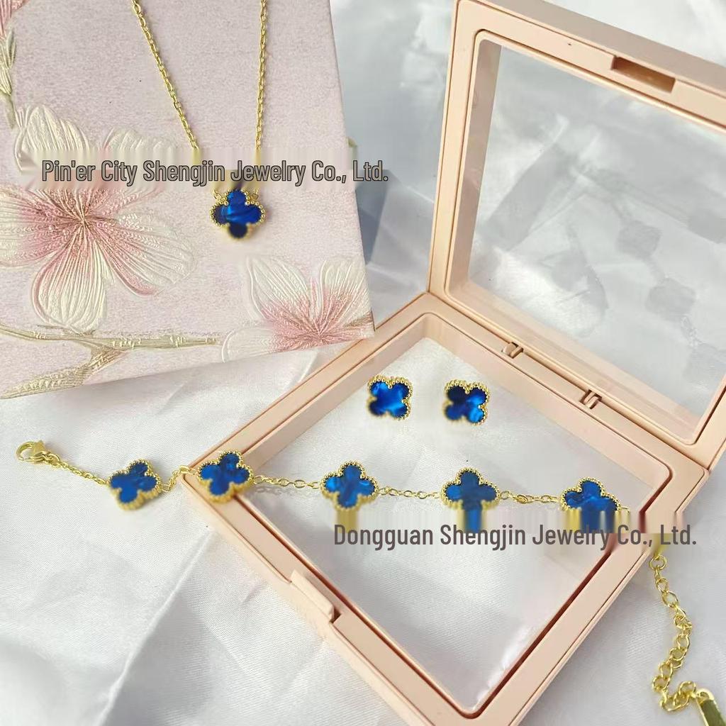 Double-Sided 18K Gold Mother-of-Pearl Four-Leaf Clover Necklace