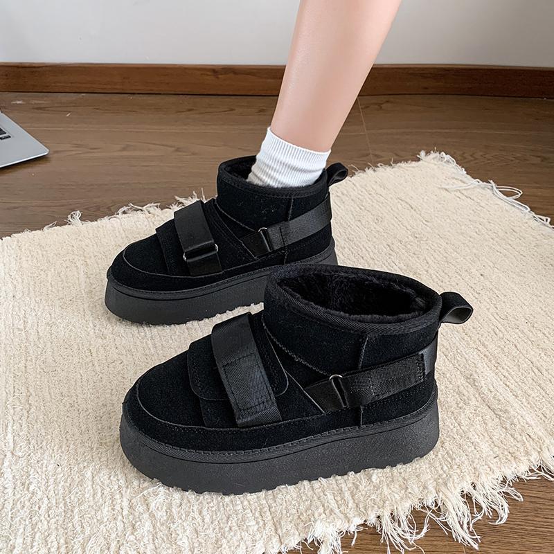 

Женские зимние бархатные утепленные хлопковые ботинки для Северо-Востока 2025 новые водонепроницаемые короткие ботинки на толстой подошве с интегрированным мехом 41 чёрный