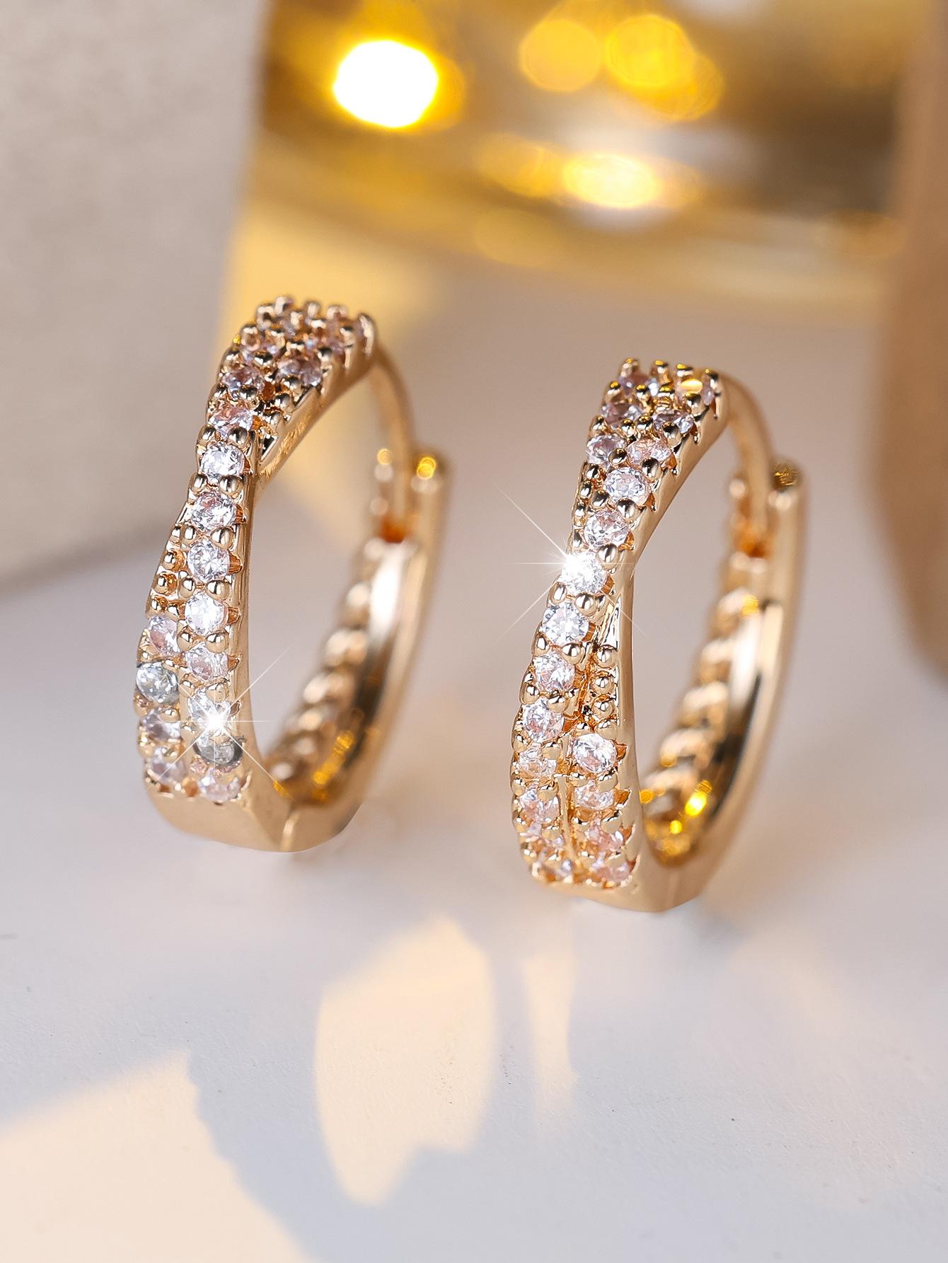 

Twist full zircon earrings, shining hot