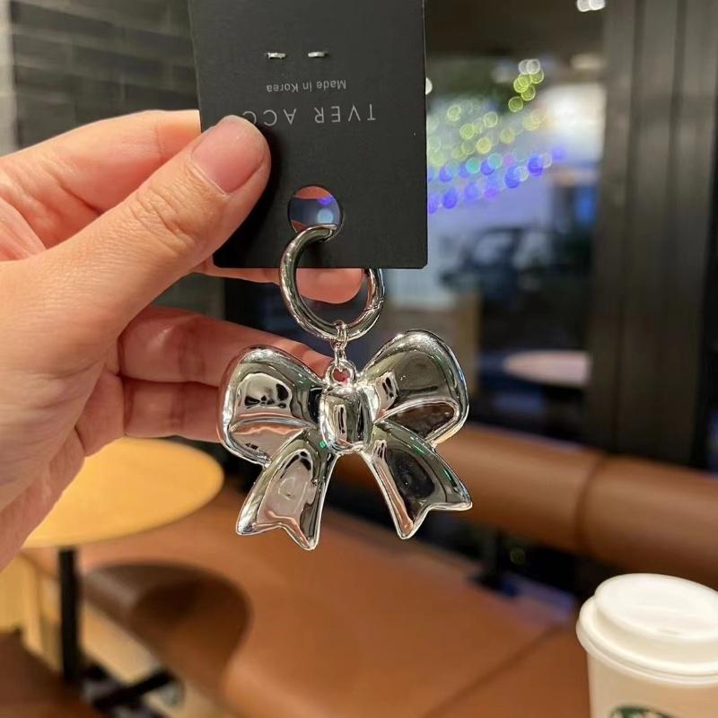 

Простой акриловый брелок с большим бантом для сумки, милый темперамент, черный, красный, брелок-подвеска с бантом, универсальные аксессуары для телефона белый