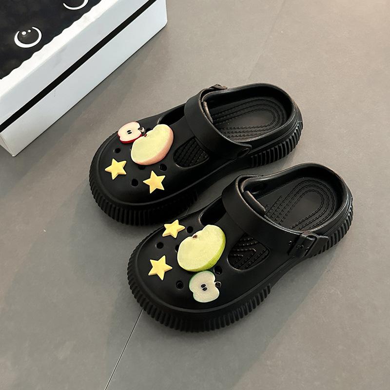 Cute cartoon slippers sandals soft and lightweight go out casual hole shoes summer 2025 new Mary Jane shoes 36-37 2913₽