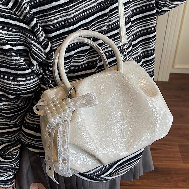 Summer Fashion Handbag Women's 2025 New Pleated Small Square Bag Simple Shoulder Bag High Value Messenger Bag