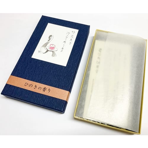 Awaji Island Hinoki Scent, Low-Smoke Incense from Awaji Umekundo, a Long-Established Incense Maker, with a Bamboo Charcoal and Refreshing Hinoki Scent