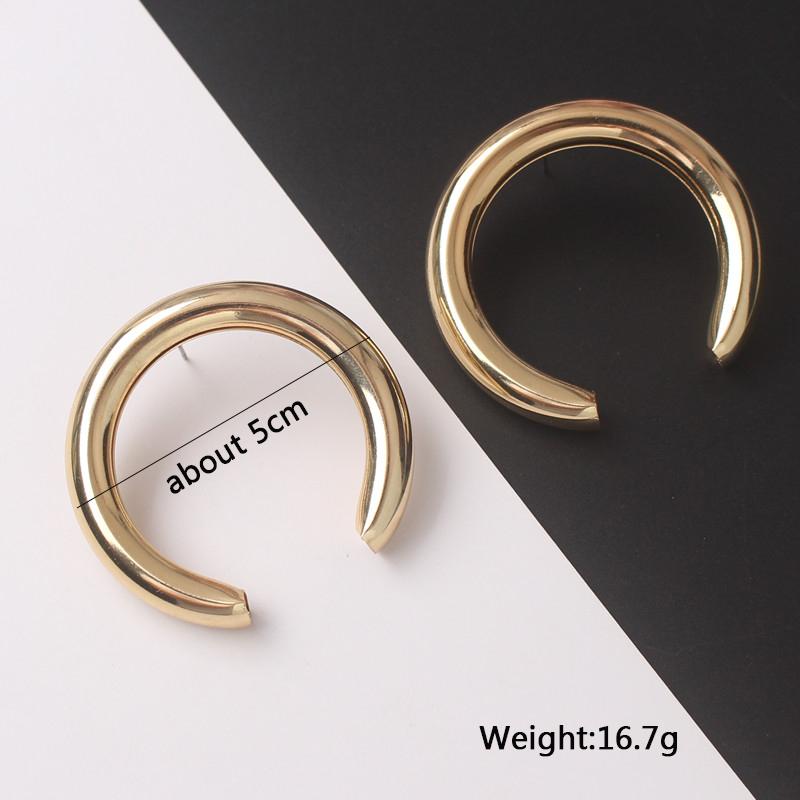 Simple Fashion Metal Geometric Big Round Earrings For Women Hollow Stud Earrings Jewelry Punk Party Gift Accessories
