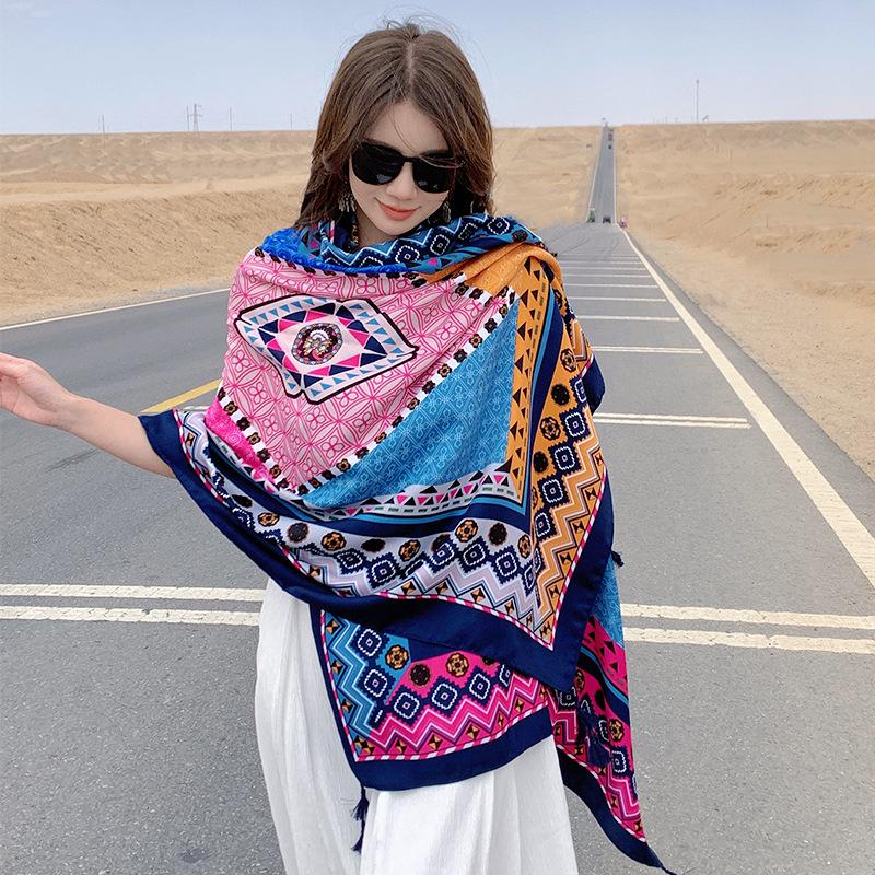 Ethnischer Damenschal: Tibet Reisefotografie, Dünne Baumwolle & Leinen, Sonnenschutz für die Wüste Dunhuang, Seidenschal, Strandtuch