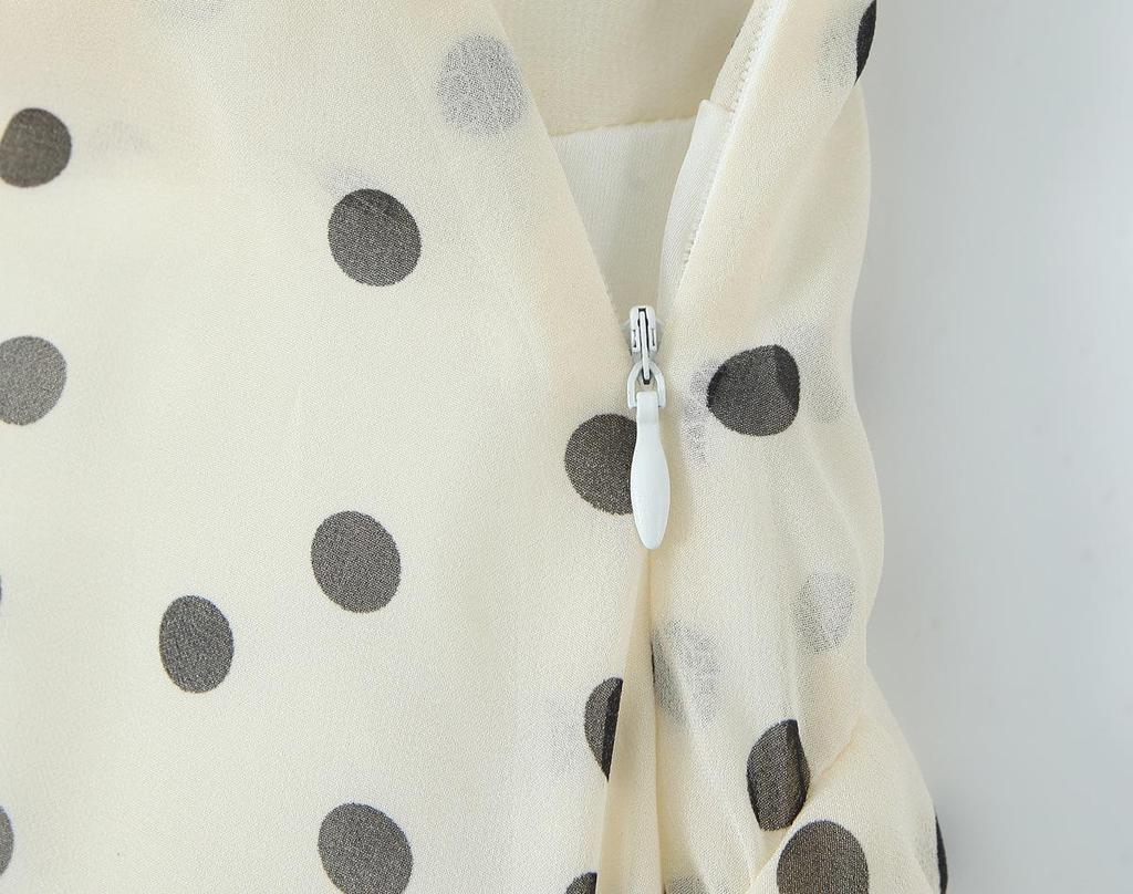 2025 Autumn/Winter Retro Polka Dot Skirt for Women: Irregular European & American Fashion Style