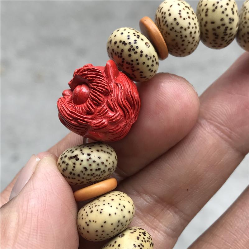 Natürlicher lila und goldener Sandlöwe mit Xing Yue Bodhi Abacus Perlen Zinnober Buddha Perlen Handschnur