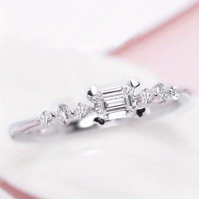 1Pc Fashionable Inlaid 7 Exquisite Square Synthetic Zircon Simple Style Rings