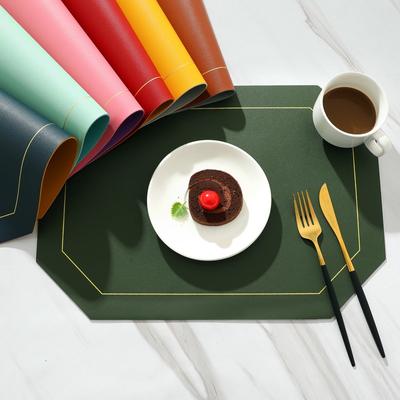 Doppelschichtiger Tischmatten-Set Rutschfeste Schüsseluntersetzer Untersetzer-Set Waschbare PVC Esszimmer-Tischsets Moderne Wohnaccessoires