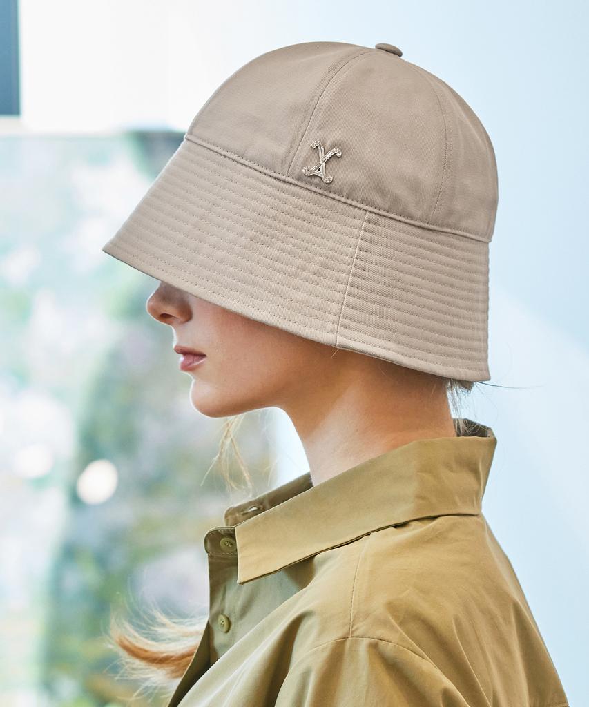 Bajal Va Curved Studded Round Drop Bucket Hat Beige